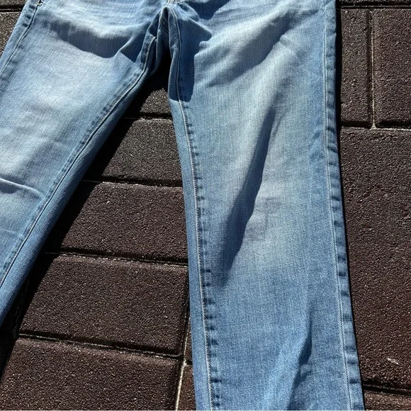 Women’s American Eagle Boy Jeans– Size 6 - Picture 4 of 11